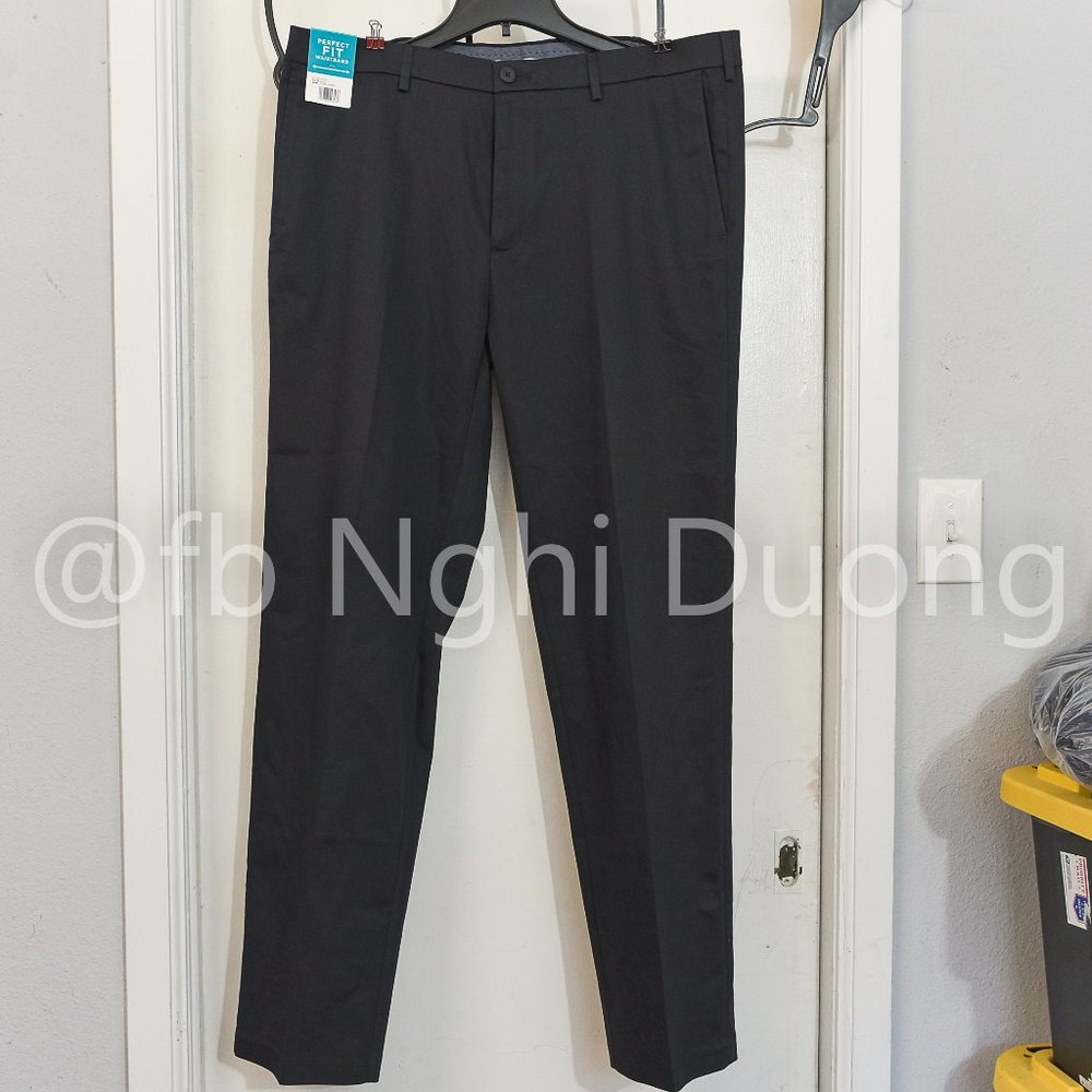 Haggar‎ Men’s Non-Iron Pant in  BLACK